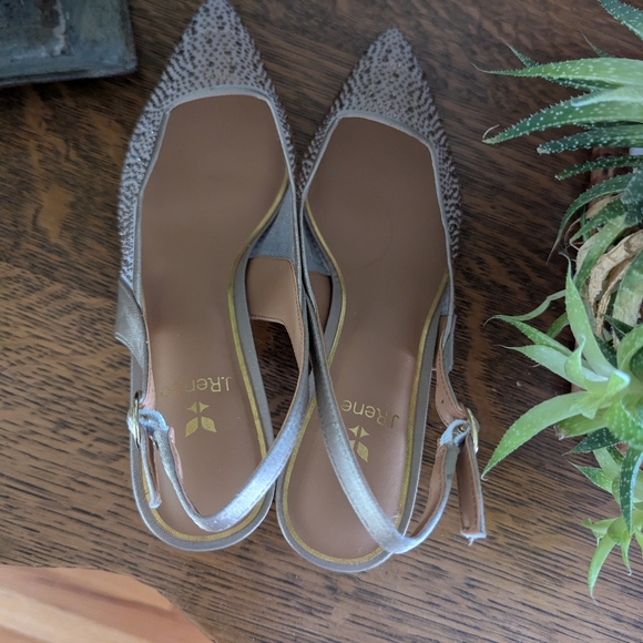 J. Renee Aleksa Women's gold/nude/beige pumps size 10  retail $125 - Picture 11 of 15